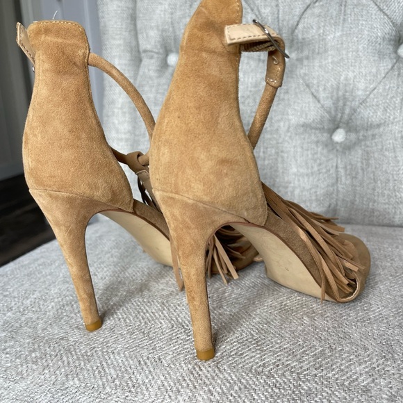 Steve Madden Tan Fringe Leather Heels Womens Shoe Open Toe Size 8.5 - Picture 4 of 4